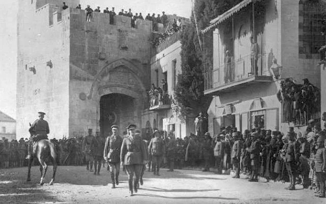 Edmund Allenby entering Jerusalem on foot Edmund Allenby entering Jerusalem on foot